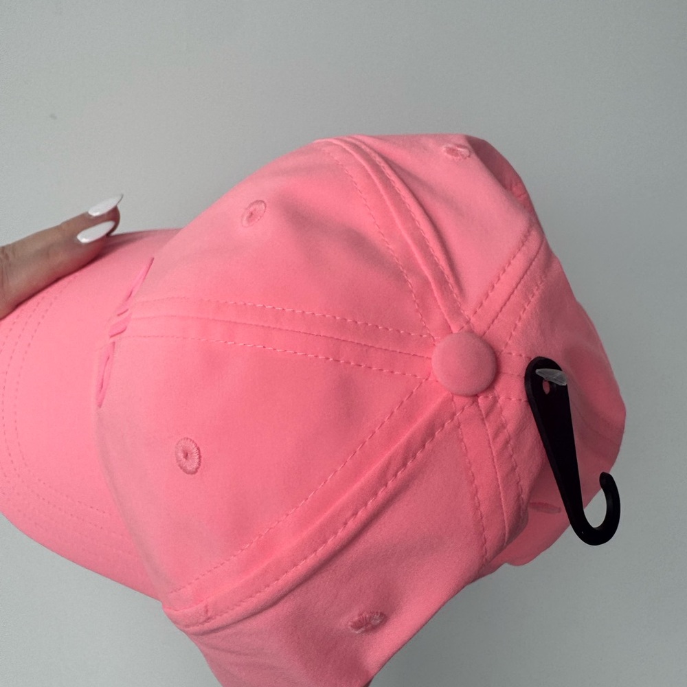 Alo Yoga Neon Bubblegum Hat